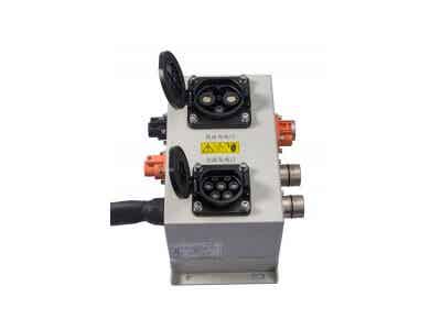 電動(dòng)汽車充電器充電接口