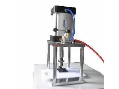 宙納科技鋰電池半自動沖片機