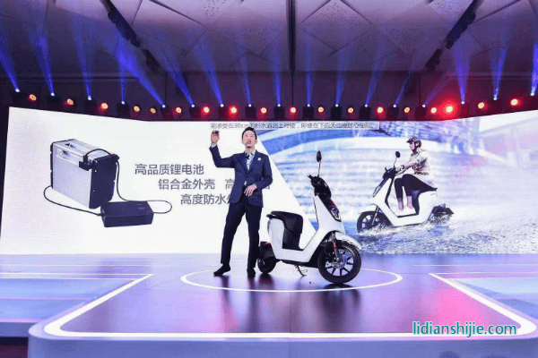 Honda發(fā)布中國(guó)首款鋰電池電動(dòng)摩托車(chē)V-GO