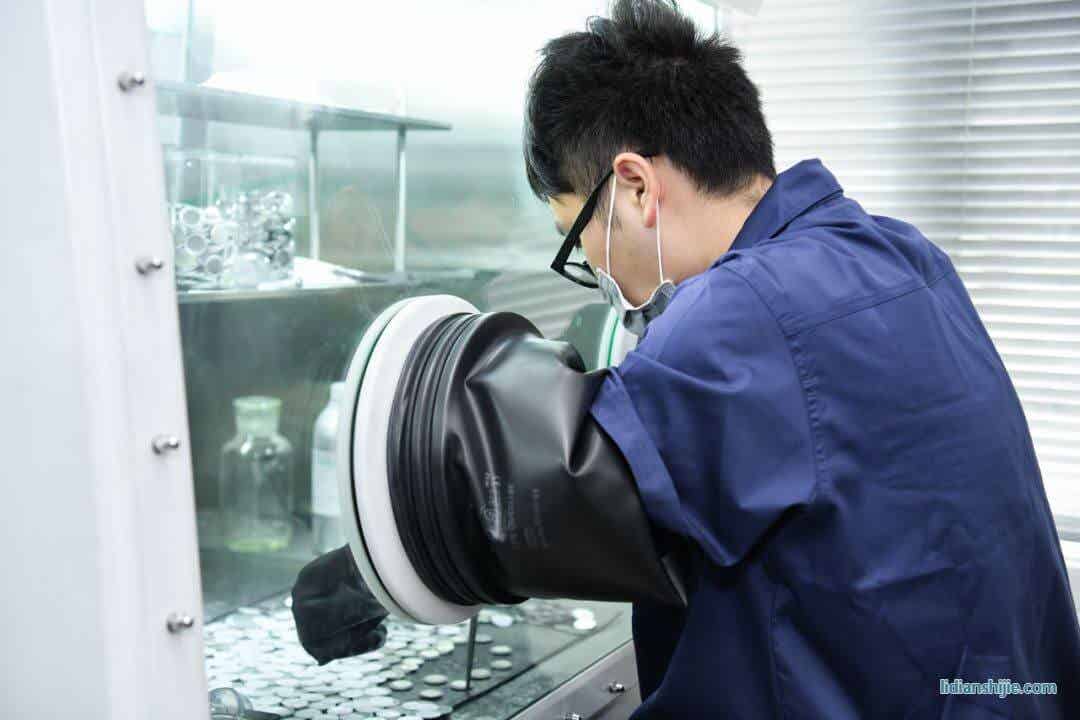 杉杉10萬噸鋰電負(fù)極材料包頭基地正式投產(chǎn)