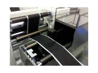 鳳鳴亮納米硅鋰電池極片涂層非接觸激光在線測厚儀