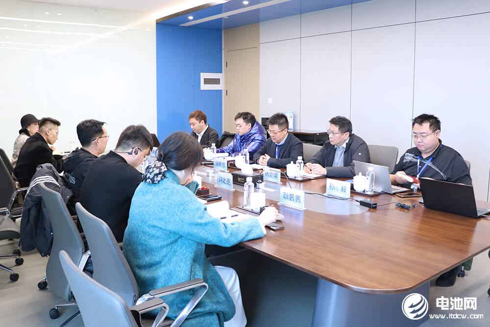 中國電池新能源產(chǎn)業(yè)鏈調(diào)研團一行到訪南通星源