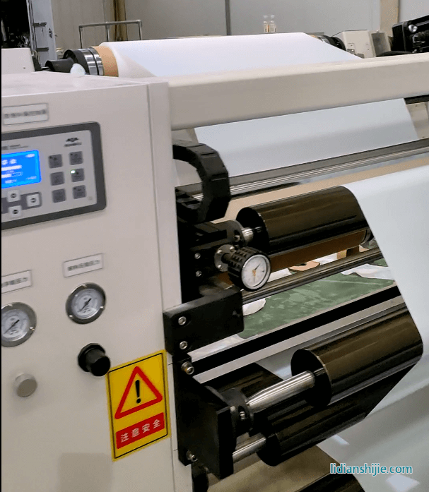 雙面隔膜涂布機(jī)