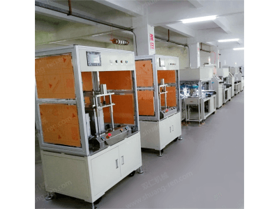 鋁殼鋼殼自動貼膜機（自動包膜機）圖3