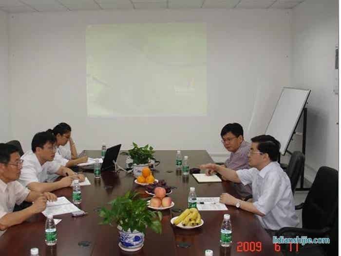 深圳市質(zhì)監(jiān)局副局長鄺兵到德方納米科技有限公司調(diào)研 深圳市質(zhì)監(jiān)局副局長鄺兵到德方納米科技有限公司調(diào)研